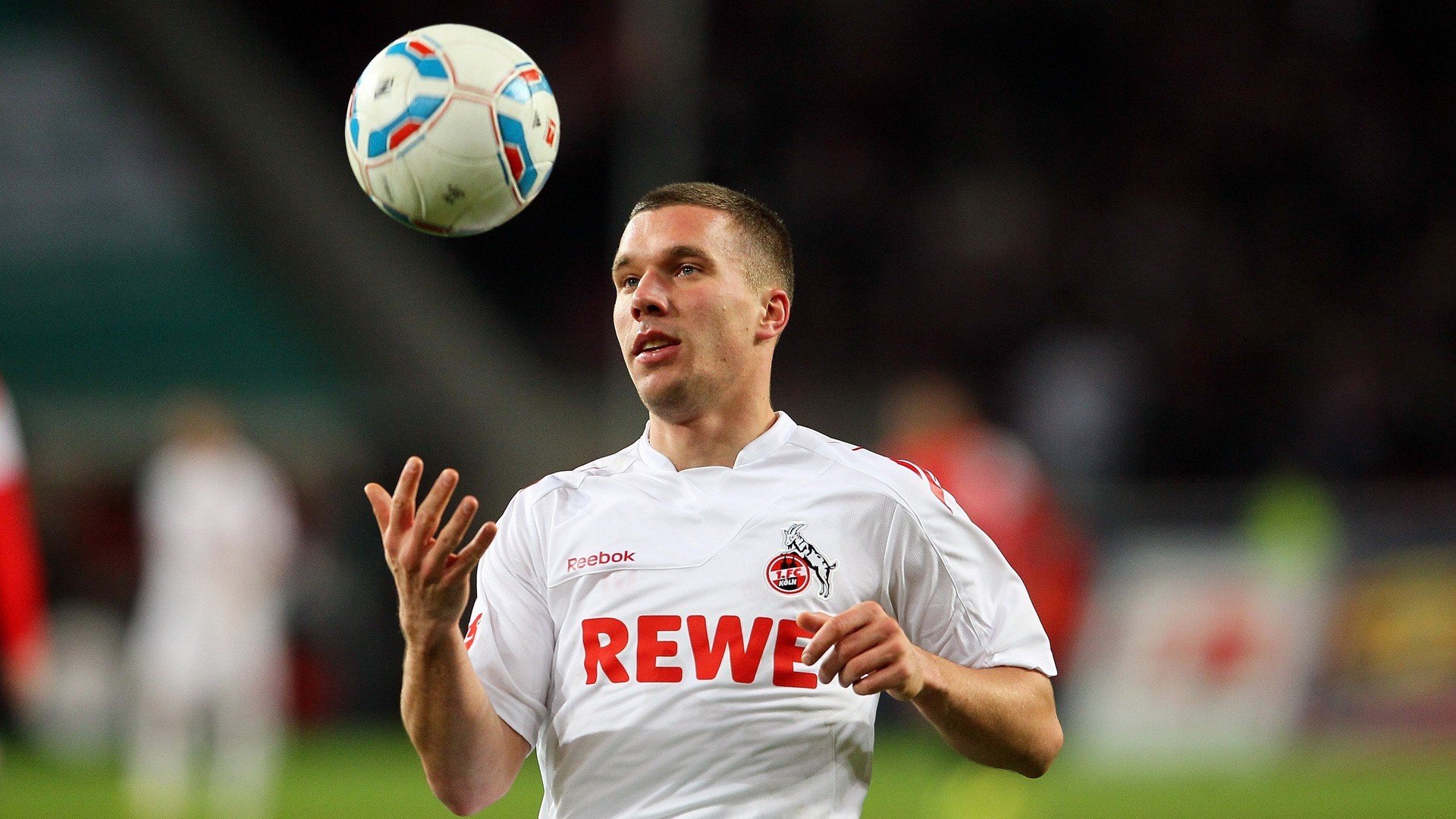 国足中前场得分机制演化分析，国足的中场